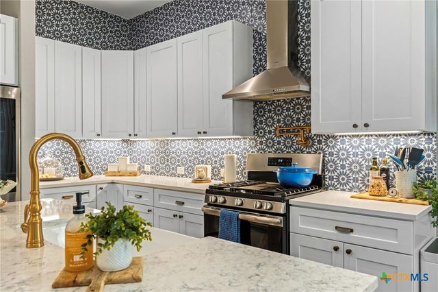 835 Cross Street, New Braunfels, TX 78130