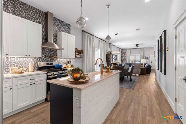 835 Cross Street, New Braunfels, TX 78130