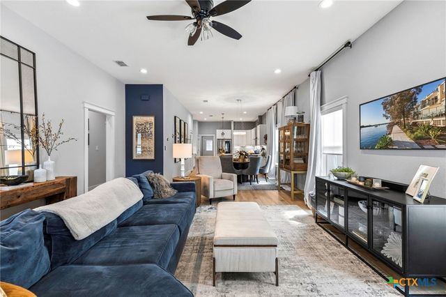 835 Cross Street, New Braunfels, TX 78130