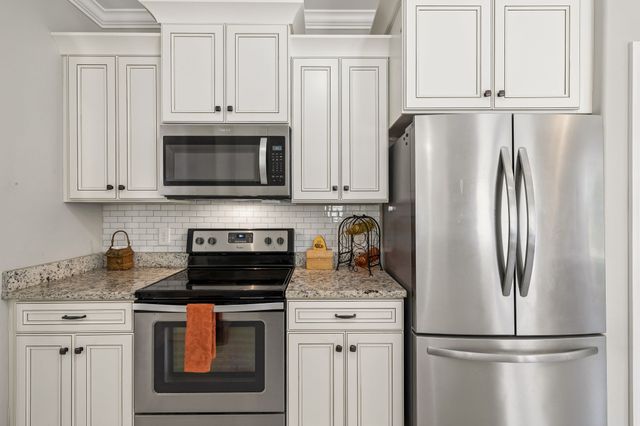 135 Hillside Cove Dr, Woodbury, TN 37190