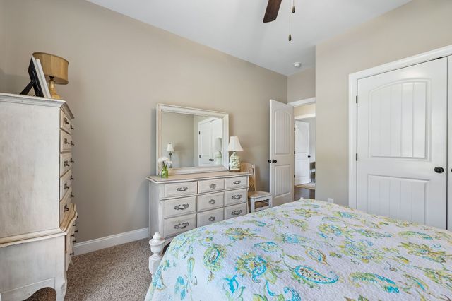 135 Hillside Cove Dr, Woodbury, TN 37190