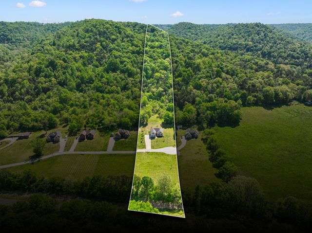 135 Hillside Cove Dr, Woodbury, TN 37190
