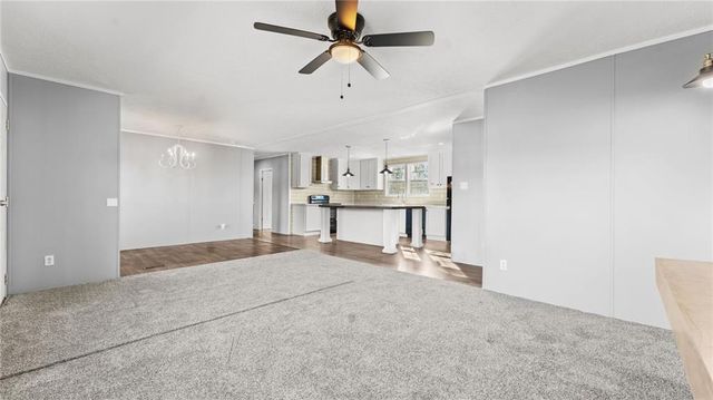 5712 Rockmart SE Road, Silver Creek, GA 30173