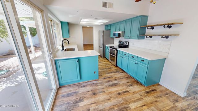 5134 W PURDUE Avenue, Glendale, AZ 85302