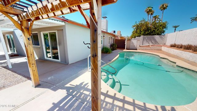 5134 W PURDUE Avenue, Glendale, AZ 85302