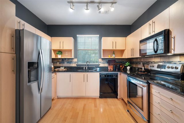 11203 Ranch Road 2222 1402, Austin, TX 78730