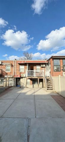 152-12 Peck Avenue, Flushing, NY 11355