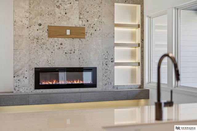 2337 S 89th Street, Lincoln, NE 68520