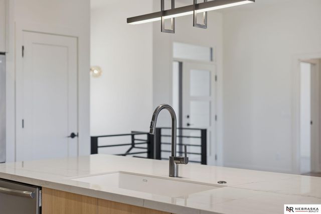 2337 S 89th Street, Lincoln, NE 68520