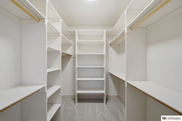 2337 S 89th Street, Lincoln, NE 68520