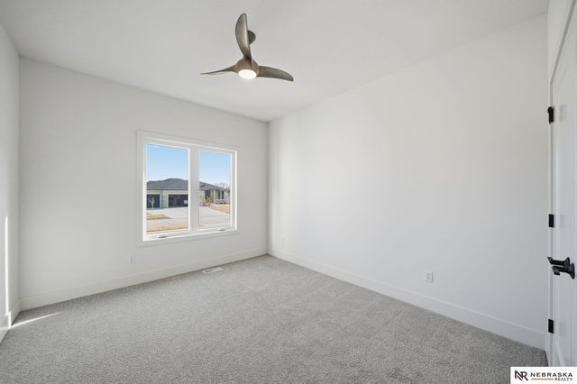 2337 S 89th Street, Lincoln, NE 68520