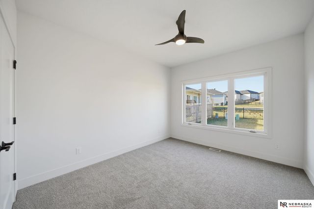 2337 S 89th Street, Lincoln, NE 68520