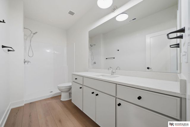 2337 S 89th Street, Lincoln, NE 68520