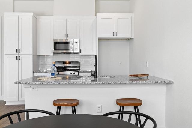 1811 Webberville RD 1209, Austin, TX 78721