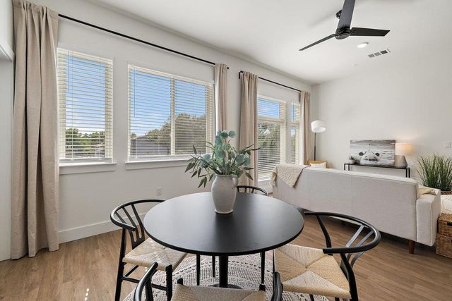 1811 Webberville RD 1209, Austin, TX 78721