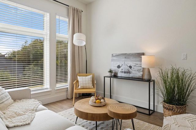 1811 Webberville RD 1209, Austin, TX 78721