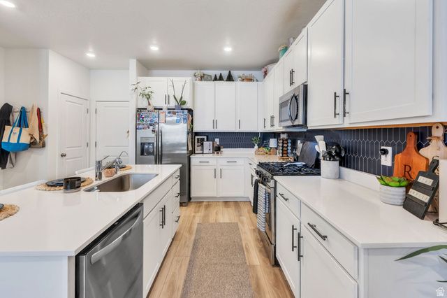 4961 W WILLOWSTONE DR, Highland, UT 84003