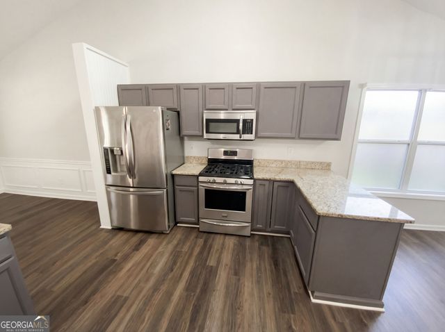 6895 Valley Forest Drive, Cumming, GA 30041