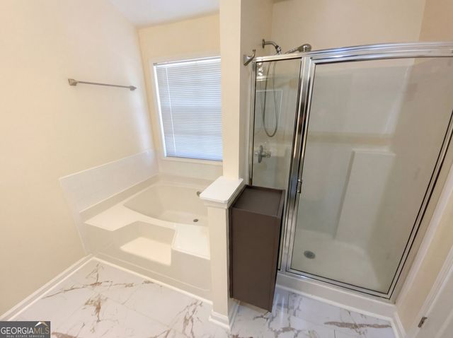 6895 Valley Forest Drive, Cumming, GA 30041