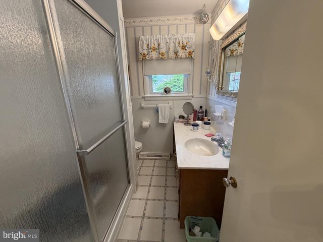 22157 HOLIDAY DR, Smithsburg, MD 21783
