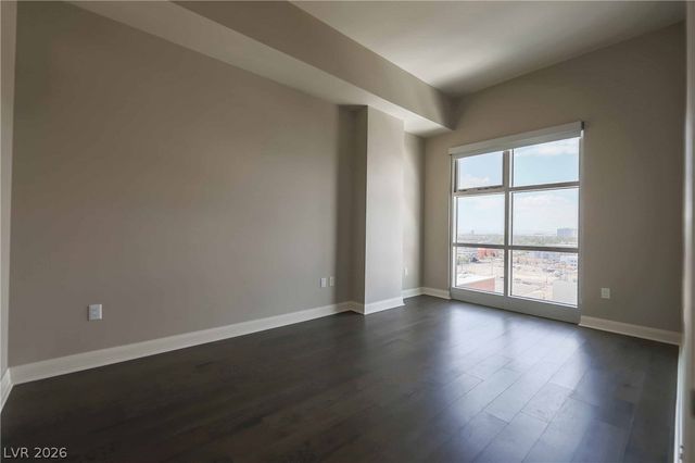 150 LAS VEGAS Boulevard 1211, Las Vegas, NV 89101