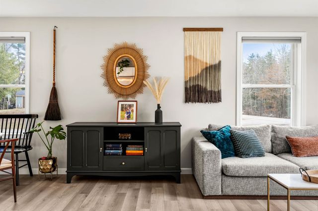38 Peacham Road, Barnstead, NH 03225