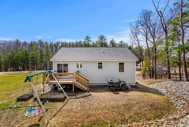 38 Peacham Road, Barnstead, NH 03225