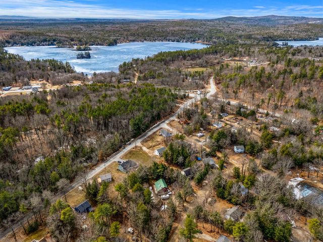38 Peacham Road, Barnstead, NH 03225