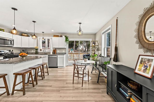 38 Peacham Road, Barnstead, NH 03225