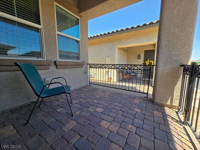 738 Purple Knoll Walk, Henderson, NV 89011