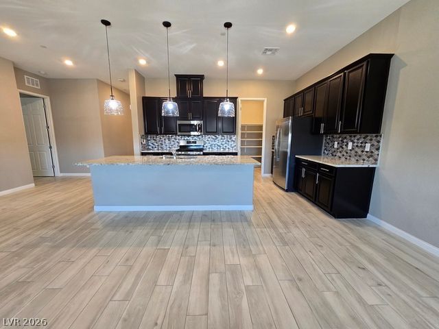 738 Purple Knoll Walk, Henderson, NV 89011