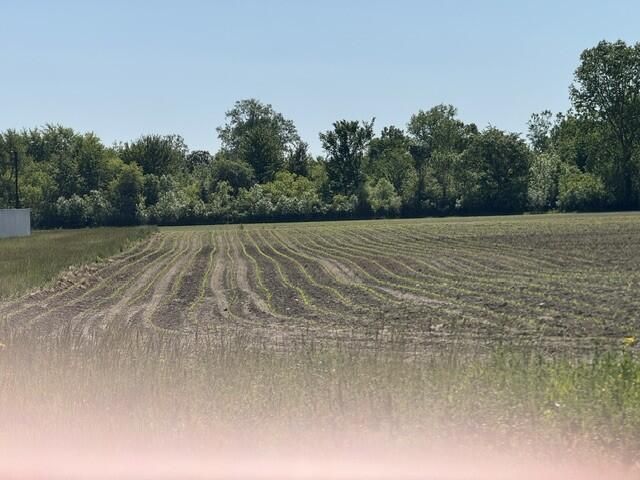 7200 B W Us Highway 12, Schwark Road, Three Oaks, MI 49128
