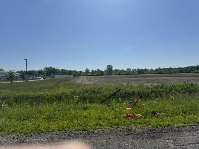 7200 B W Us Highway 12, Schwark Road, Three Oaks, MI 49128