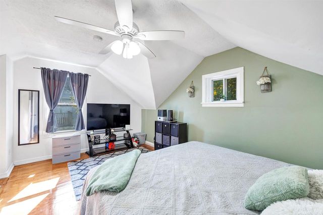 708 N CHESTNUT AVENUE, Green Bay, WI 54303