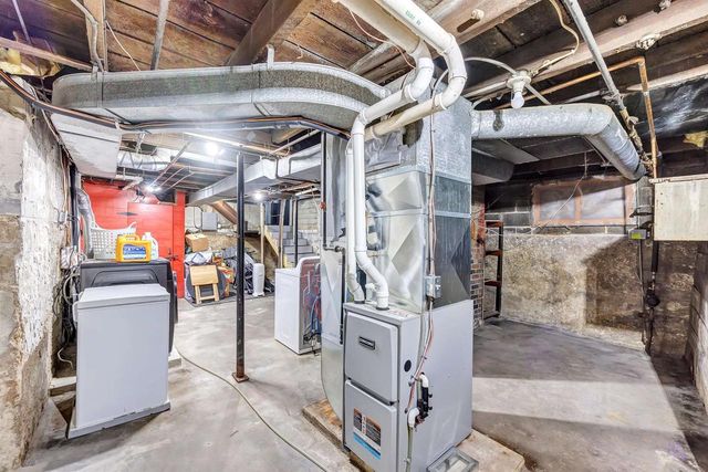 708 N CHESTNUT AVENUE, Green Bay, WI 54303