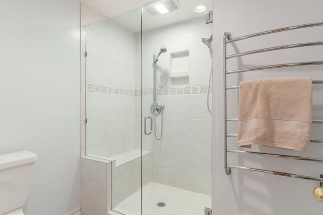 319 S Union Street, Douglas, MI 49406