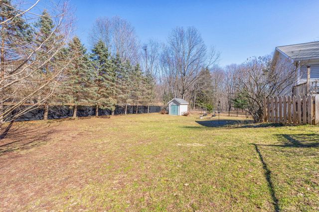 319 S Union Street, Douglas, MI 49406