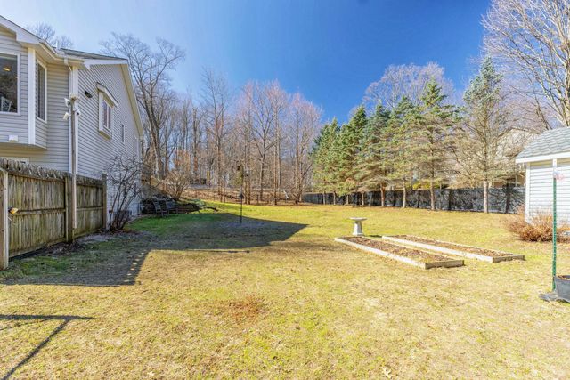 319 S Union Street, Douglas, MI 49406