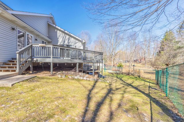 319 S Union Street, Douglas, MI 49406