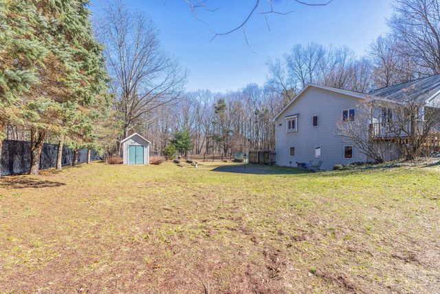 319 S Union Street, Douglas, MI 49406