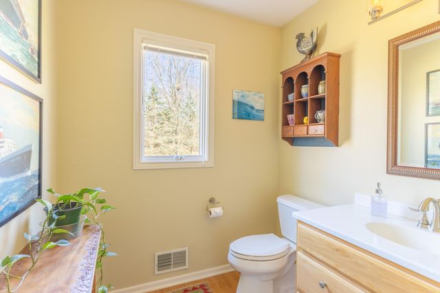 319 S Union Street, Douglas, MI 49406