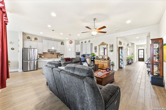 3034 Agar, Bulverde, TX 78163