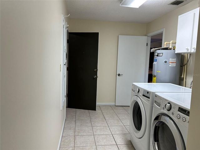 1920 SUSSEX DRIVE, Mount Dora, FL 32757