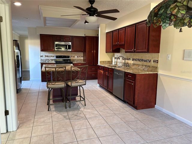 1920 SUSSEX DRIVE, Mount Dora, FL 32757