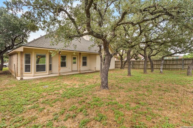 2030 Stonehaven, San Marcos, TX 78666