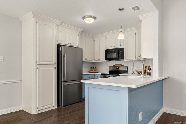 2030 Stonehaven, San Marcos, TX 78666
