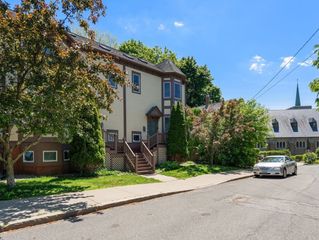 70 Victoria Street 70, Somerville, MA 02144