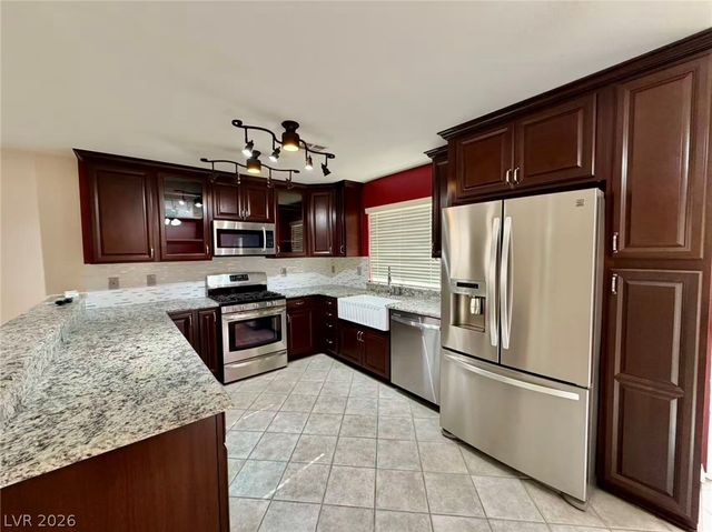 3937 Copperhead Hills Street, Las Vegas, NV 89129