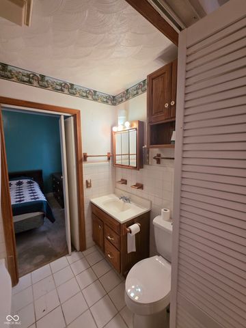 340 S Grand Avenue, Indianapolis, IN 46219