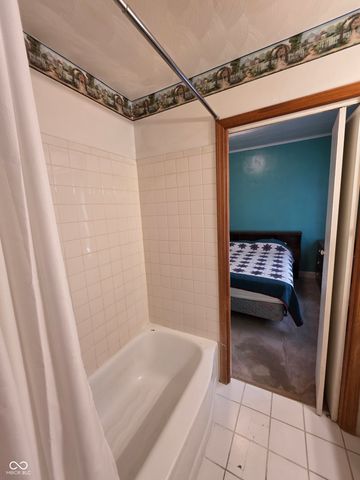 340 S Grand Avenue, Indianapolis, IN 46219